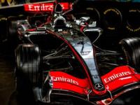 F1赛车赛场焦点！日本队对阵澳大利亚队，冠军之争悬念重重