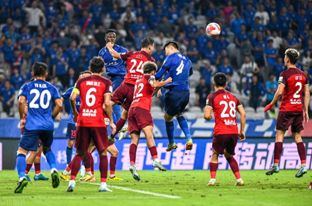 南特中场伤愈归队，备战下一场比赛信心十足的简单介绍